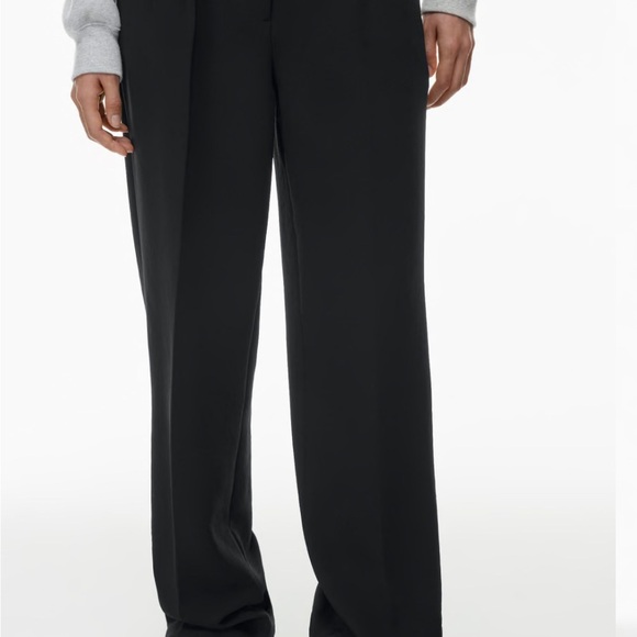 Aritzia the effortless pant, 6 Tall, black crepette. NWT!!!!! Beautiful - Picture 6 of 7